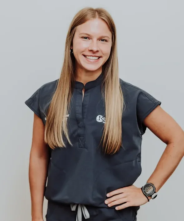 Portrait of Dr. Stephanie Mauzer, Physical Therapist at Ruther Health + Wellness